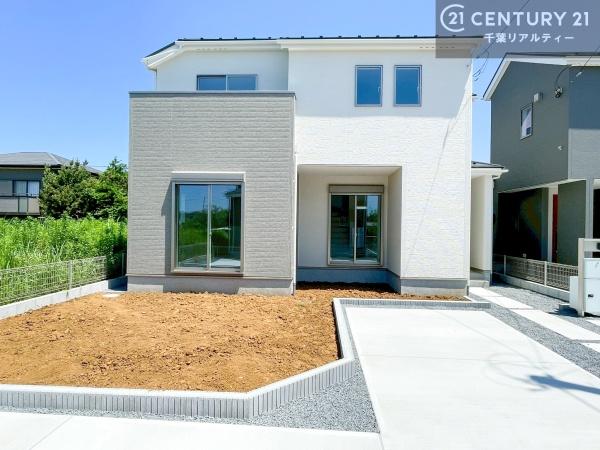 君津市人見３丁目の新築一戸建