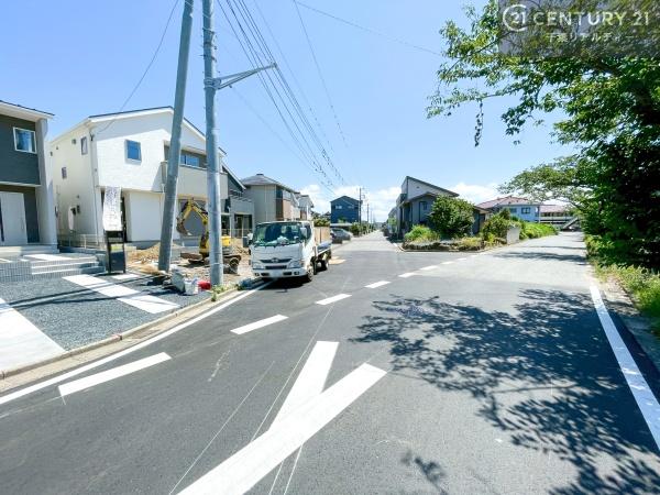 君津市人見３丁目の新築一戸建
