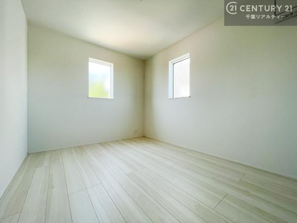 君津市人見３丁目の新築一戸建