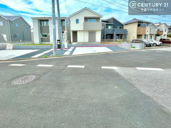君津市人見３丁目の新築一戸建