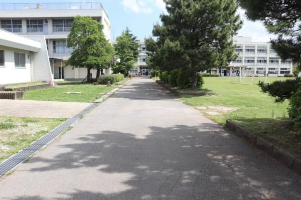 木更津市高柳の新築一戸建(木更津市立岩根中学校)