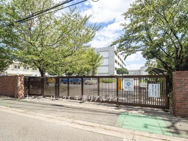 千葉市稲毛区穴川２丁目の中古一戸建て(千葉市立轟町中学校)