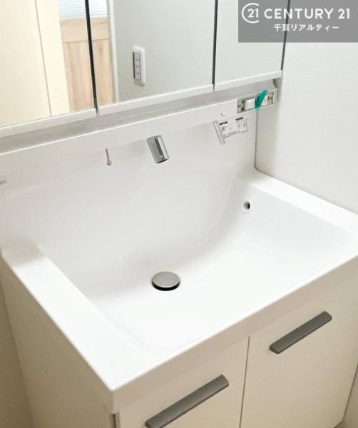 君津市外箕輪２丁目の新築一戸建