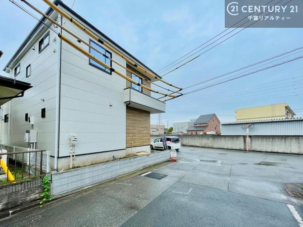 君津市外箕輪２丁目の新築一戸建