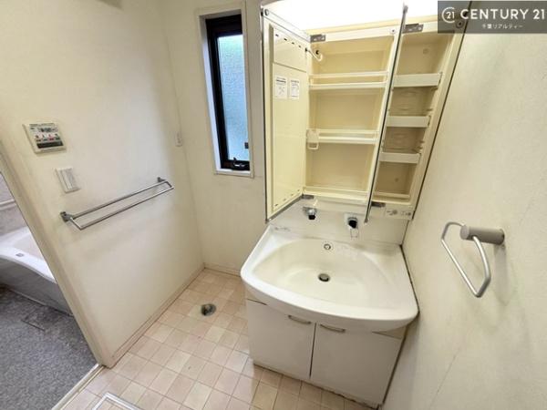 千葉市若葉区千城台東２丁目の中古一戸建て