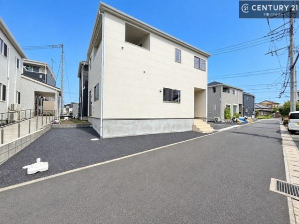 千葉市緑区古市場町　12号棟