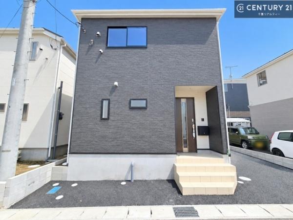 千葉市緑区古市場町　１１号棟