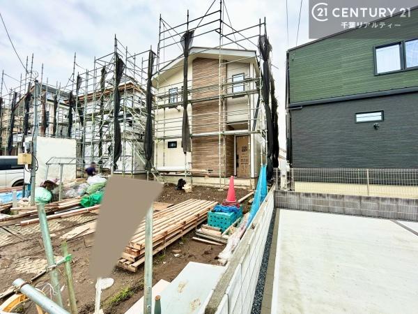 君津市外箕輪１丁目の新築一戸建