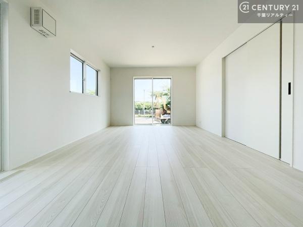 君津市人見３丁目の新築一戸建