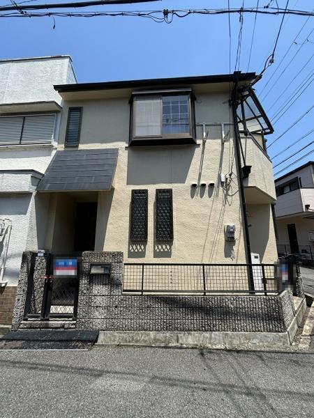 八尾市南本町１丁目の中古テラスハウス