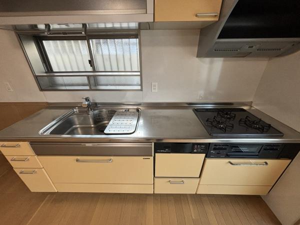 八尾市渋川町３丁目の中古一戸建て