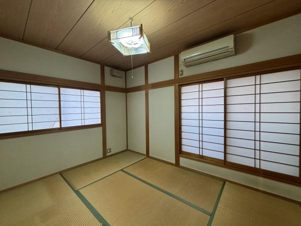 八尾市渋川町３丁目の中古一戸建て