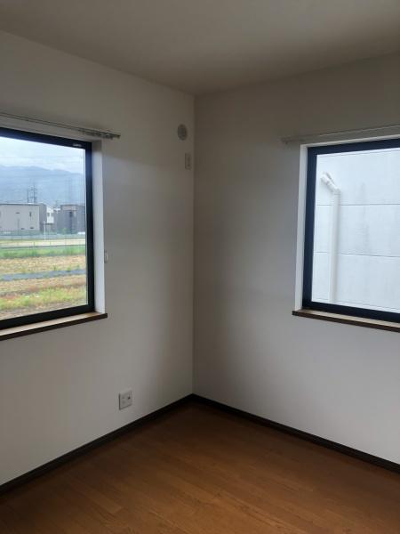 八尾市緑ヶ丘５丁目の中古一戸建て