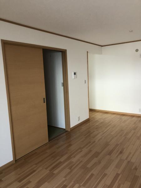 八尾市中田４丁目の中古一戸建て