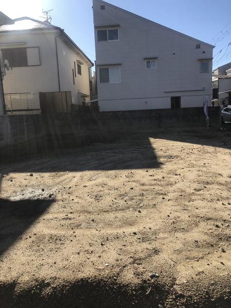 堤町2丁目建築条件無し土地