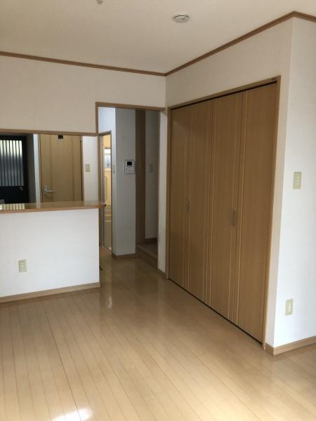 花園西町1丁目中古テラスハウス