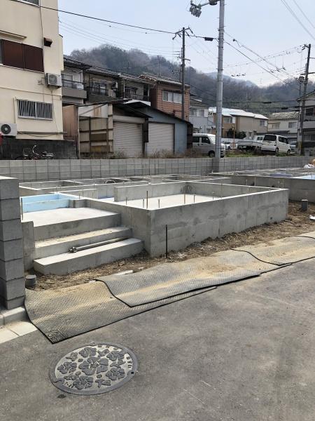 横小路町1丁目新築戸建