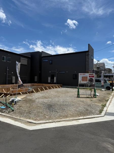 八尾市南本町３丁目の土地