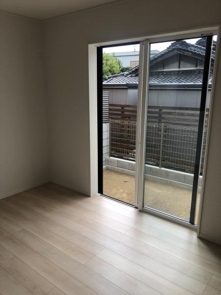 東大阪市布市町１丁目の新築一戸建