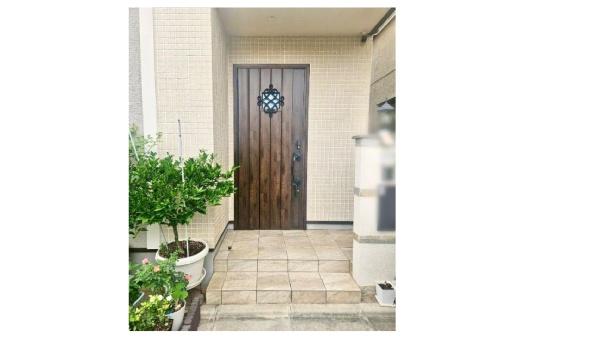 東大阪市若江本町1丁目の中古一戸建て(玄関)