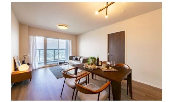 メガシティタワーズＴＨＥ　ＥＡＳＴ中古マンション