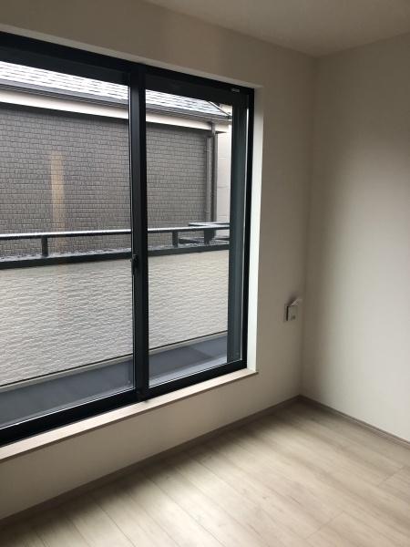 東大阪市大蓮東2丁目の新築一戸建(洋室)