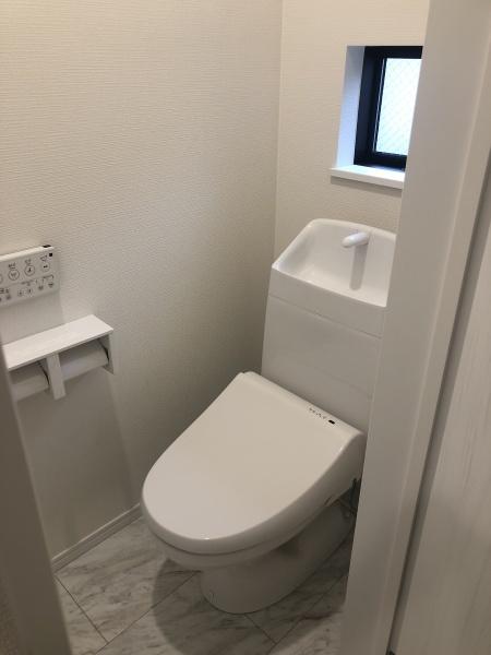 東大阪市大蓮東2丁目の新築一戸建(トイレ)