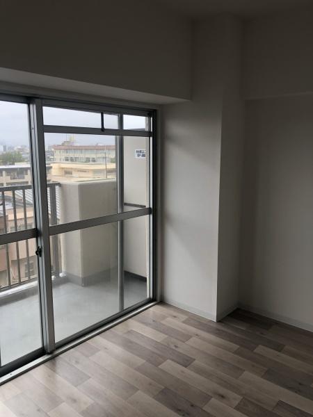 ローレルハイツ八尾　1号棟中古マンション