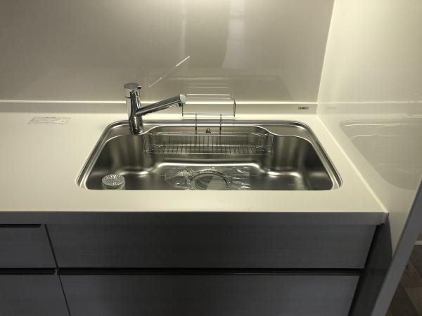 ローレルハイツ八尾　1号棟中古マンション