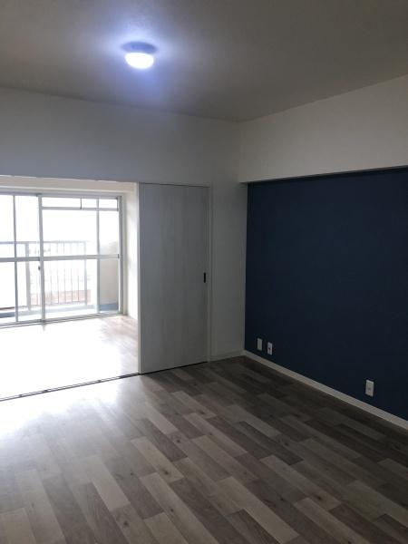 ローレルハイツ八尾　1号棟中古マンション