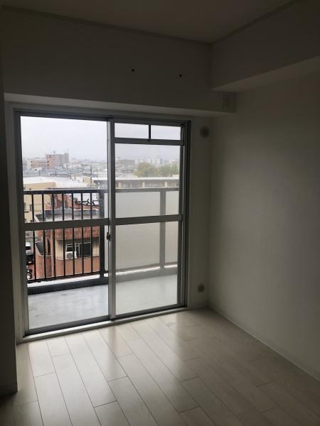 ローレルハイツ八尾　1号棟中古マンション