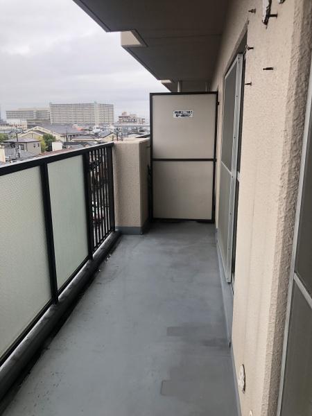 ローレルハイツ八尾　1号棟中古マンション