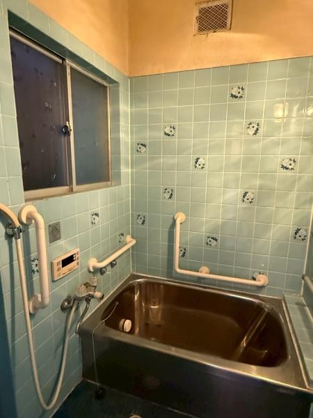 八尾市曙町３丁目の中古一戸建て