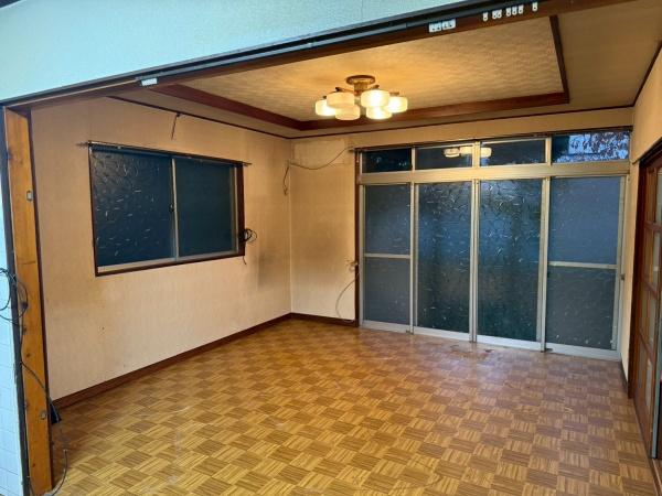 八尾市曙町３丁目の中古一戸建て