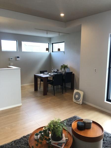 八尾市久宝園３丁目の新築一戸建