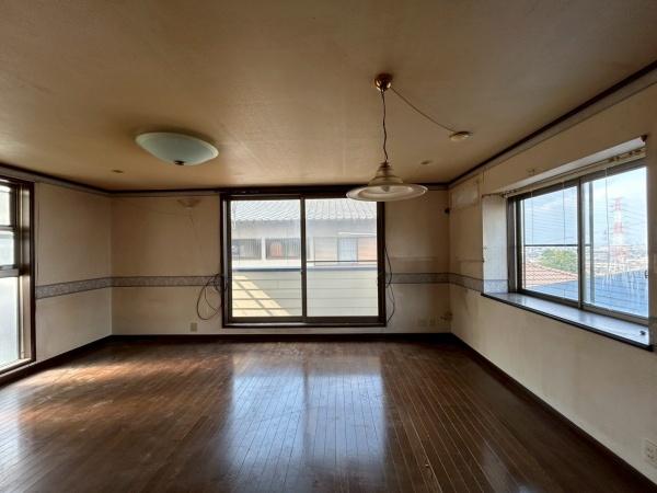 八尾市垣内４丁目の中古一戸建て