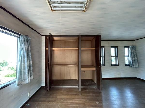 八尾市垣内４丁目の中古一戸建て