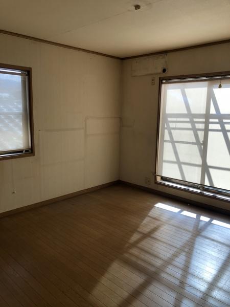 八尾市緑ヶ丘３丁目の中古一戸建て