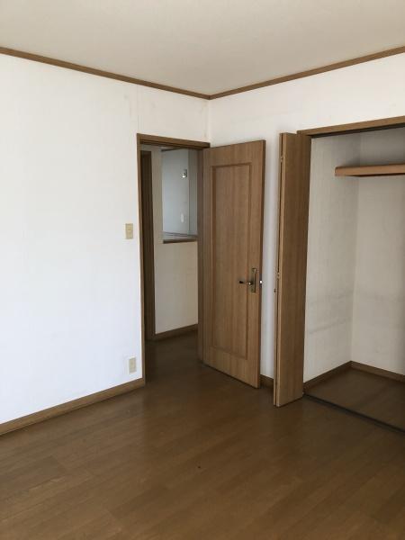 八尾市緑ヶ丘３丁目の中古一戸建て