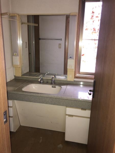 八尾市緑ヶ丘３丁目の中古一戸建て