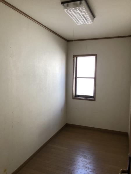 八尾市緑ヶ丘３丁目の中古一戸建て