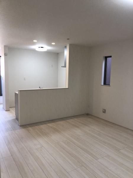 八尾市高安町南３丁目の新築一戸建