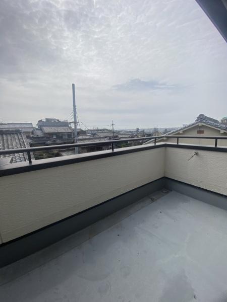 八尾市服部川７丁目の中古一戸建て