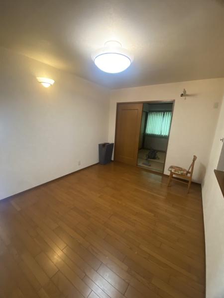 八尾市服部川７丁目の中古一戸建て