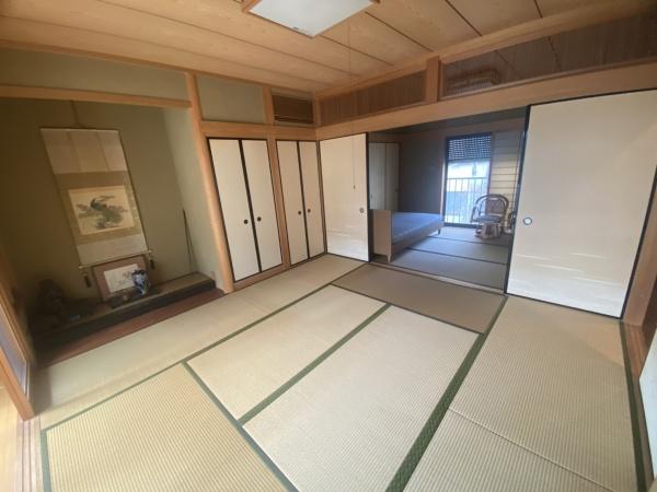 八尾市服部川７丁目の中古一戸建て
