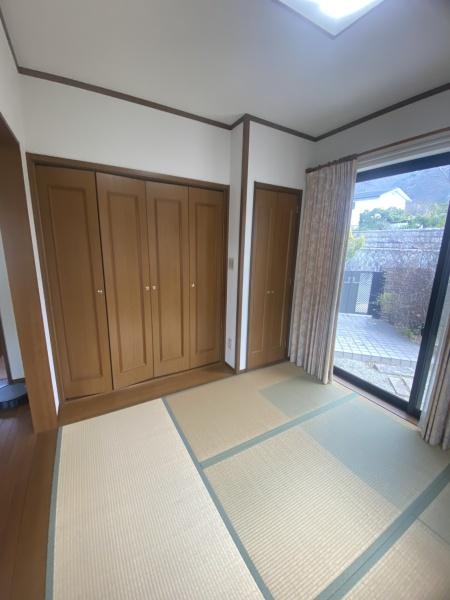 八尾市服部川７丁目の中古一戸建て