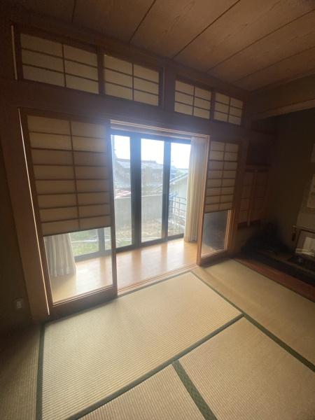 八尾市服部川７丁目の中古一戸建て