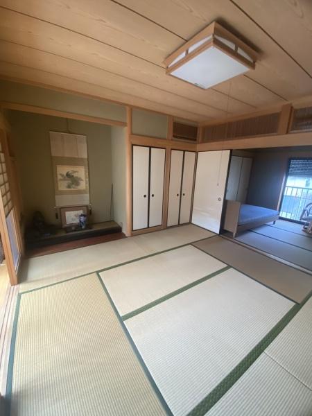 八尾市服部川７丁目の中古一戸建て