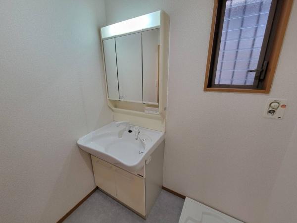 八尾市相生町３丁目の中古一戸建て
