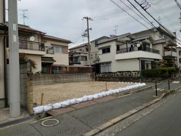 八尾市栄町２丁目の土地